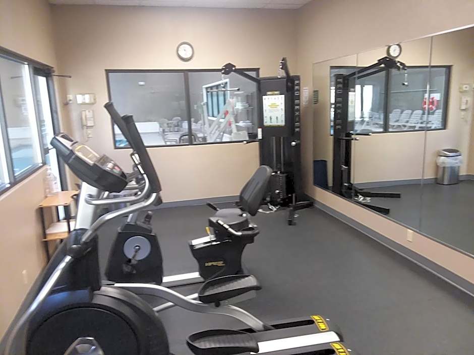 Ramada by Wyndham North Platte