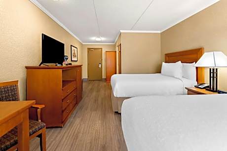 Double Room with Two Double Beds - Dog Friendly - Non-smoking