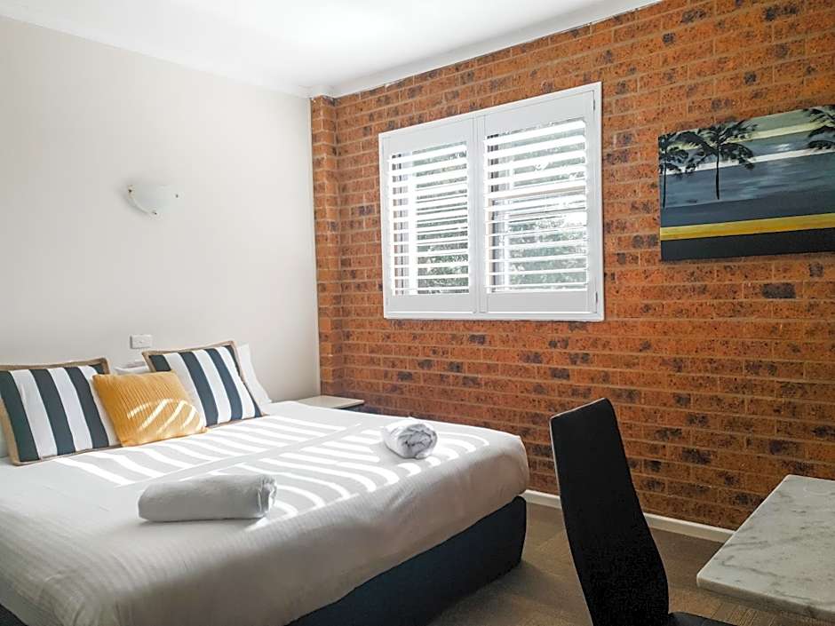 Photo 1 of 8 of 1 King Bed Suite