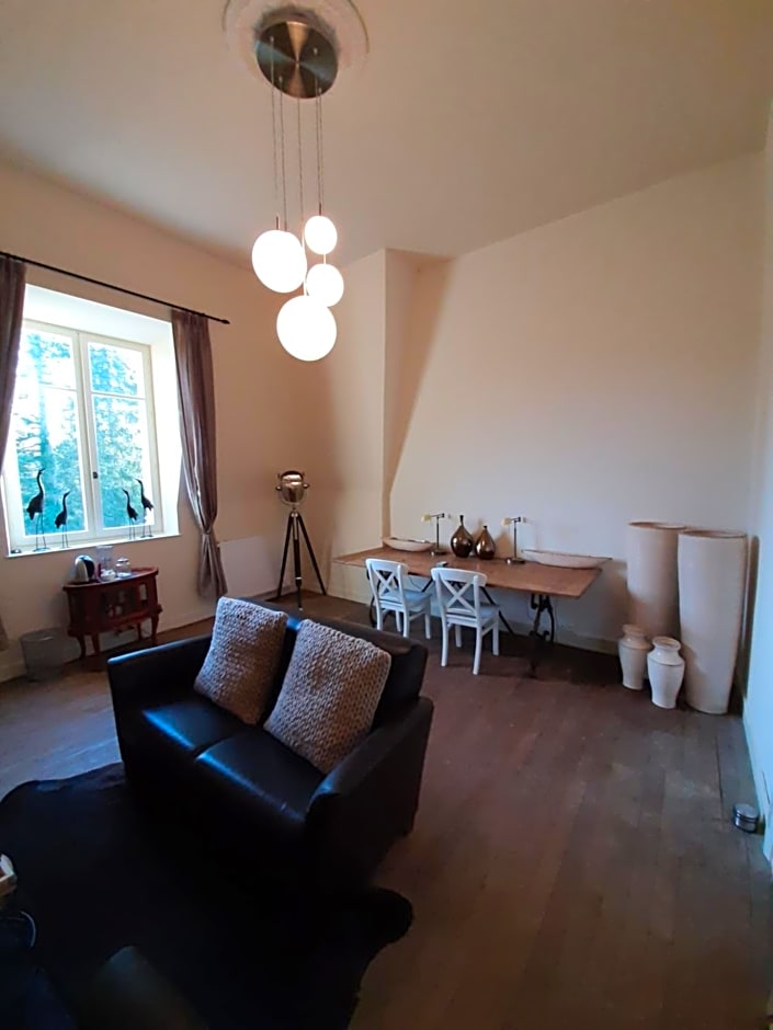 Chateau Sourliavoux, appartement en chambres d'hôtes