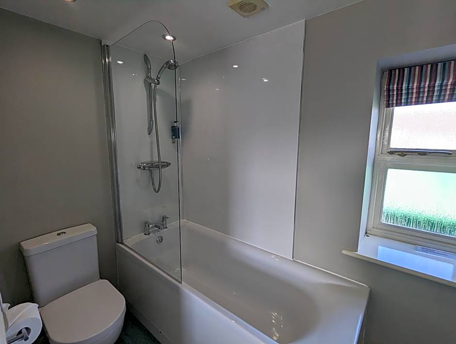 Wold Escapes, Highfield Farm