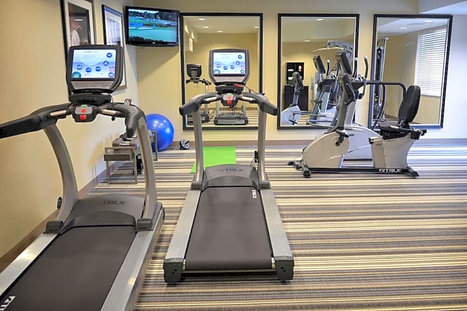 Candlewood Suites Denver Northeast - Brighton, an IHG Hotel