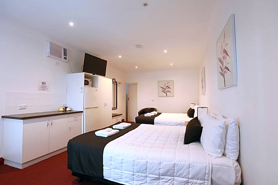 The Esplanade Motel