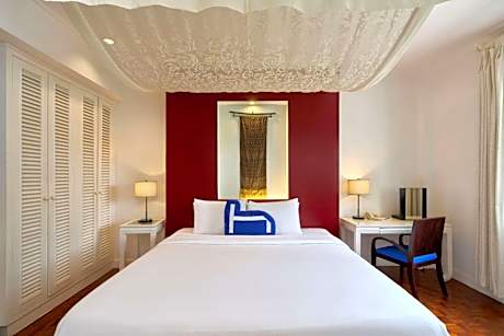 Laos Suite