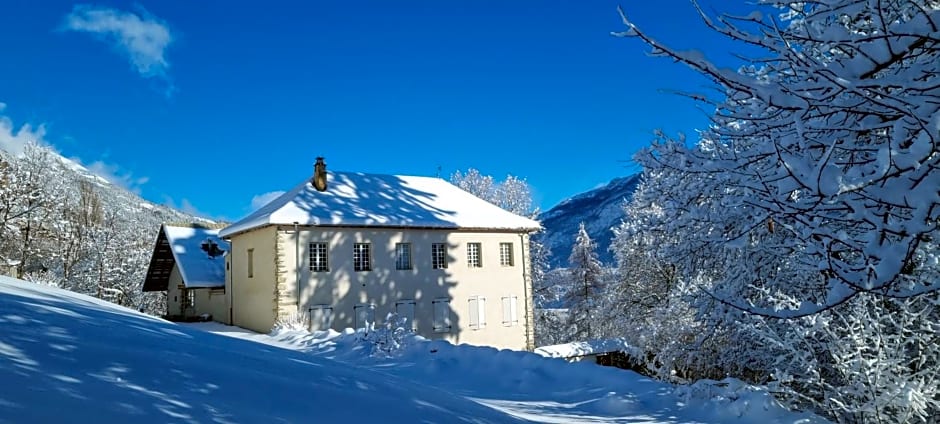 Maison Cimarron – Châteauroux-les-Alpes, VT