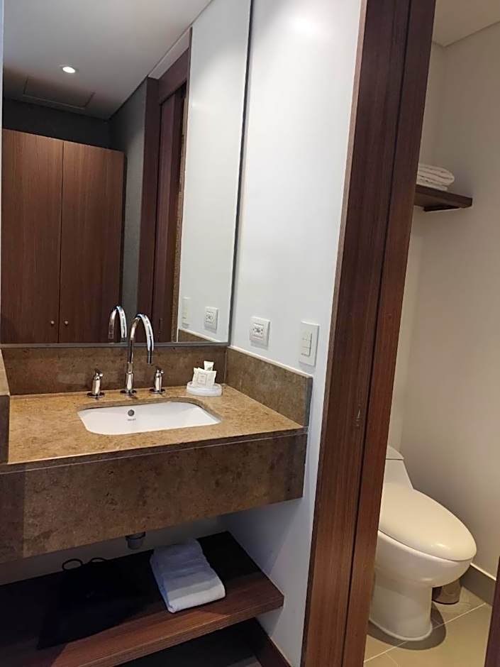 Hampton Inn By Hilton Bogota Usaquen