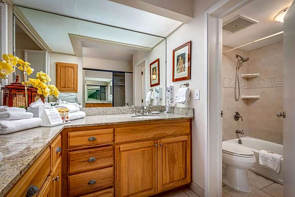 Aston Kona By The Sea