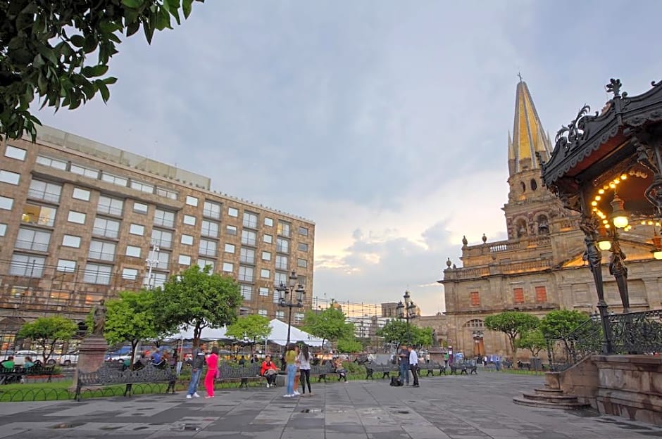 One Guadalajara Centro Historico