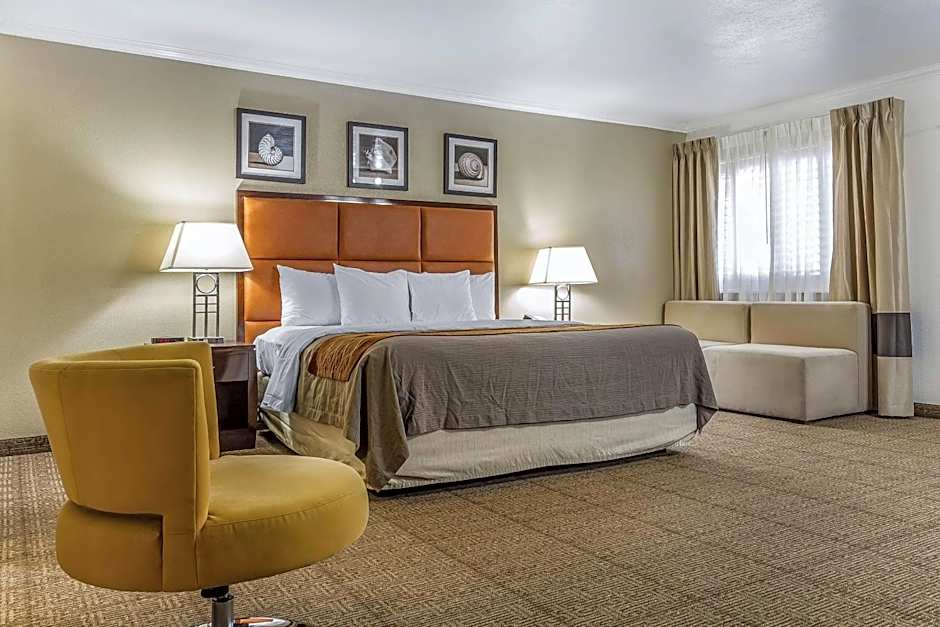 Comfort Inn Santa Cruz North