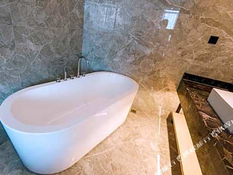 Egreen Hotels & Resorts (Ningbo University Lulin Market)