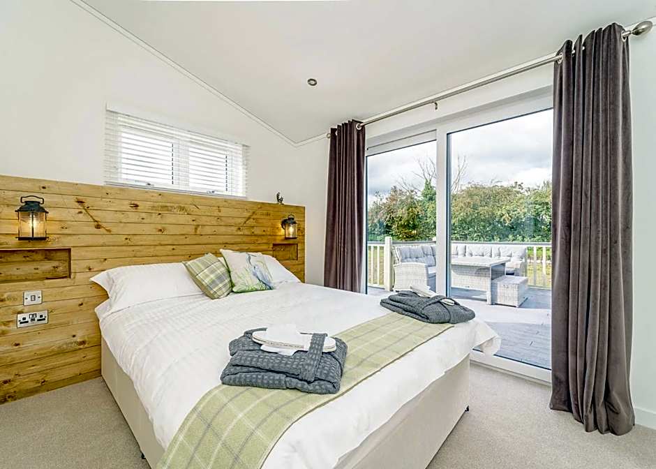 Winston Farm Lodges
