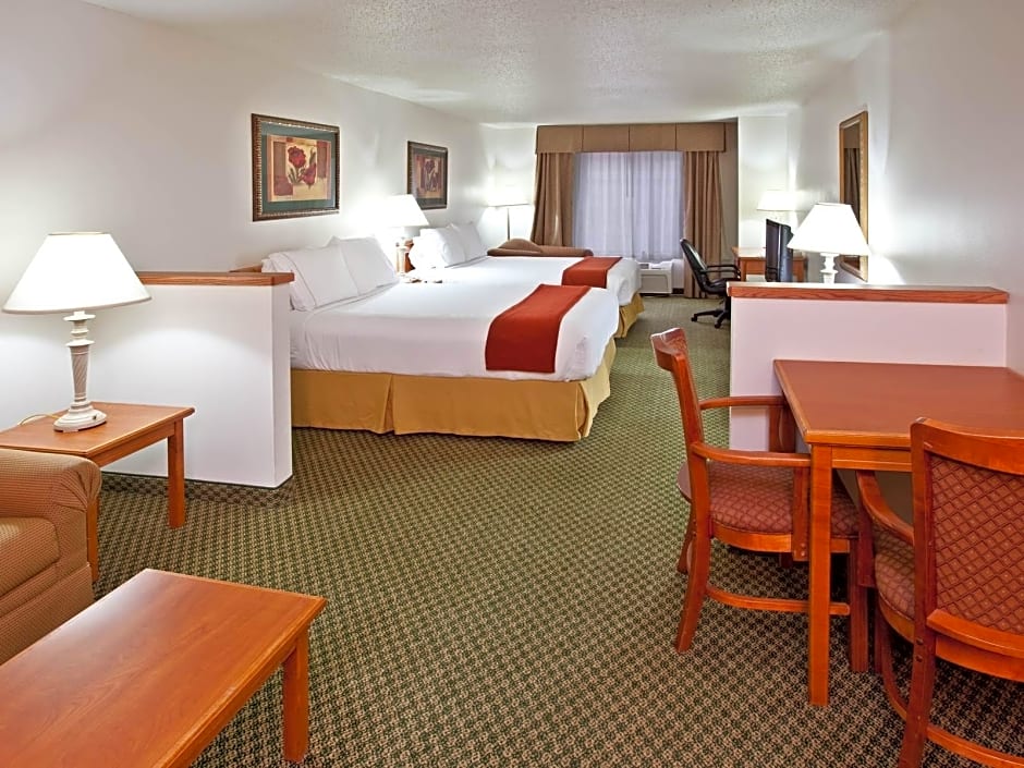 Holiday Inn Express & Suites Logan