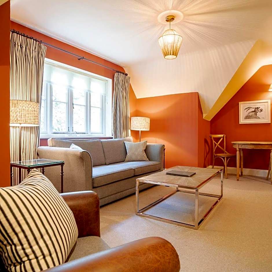 The Hare & Hounds Hotel