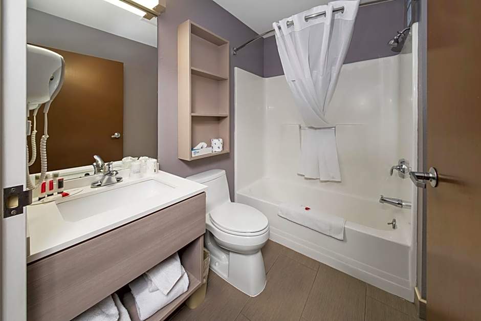 Microtel Inn & Suites By Wyndham Bethel/Danbury