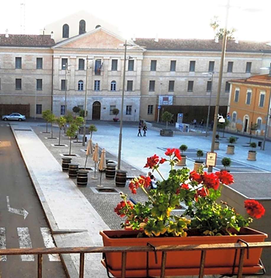 Le Finestre Su Via Cavour