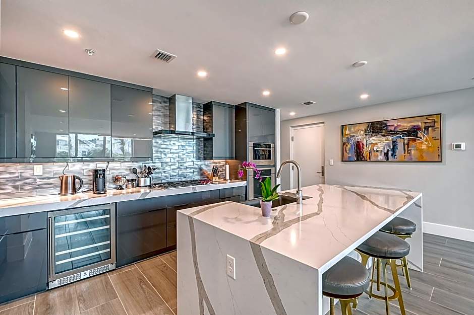 Ten35 Seaside Rentals