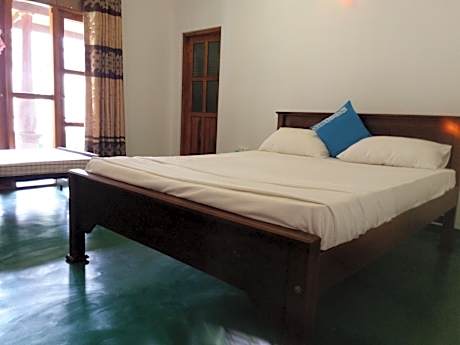Talalla Sea Anemone Hotel