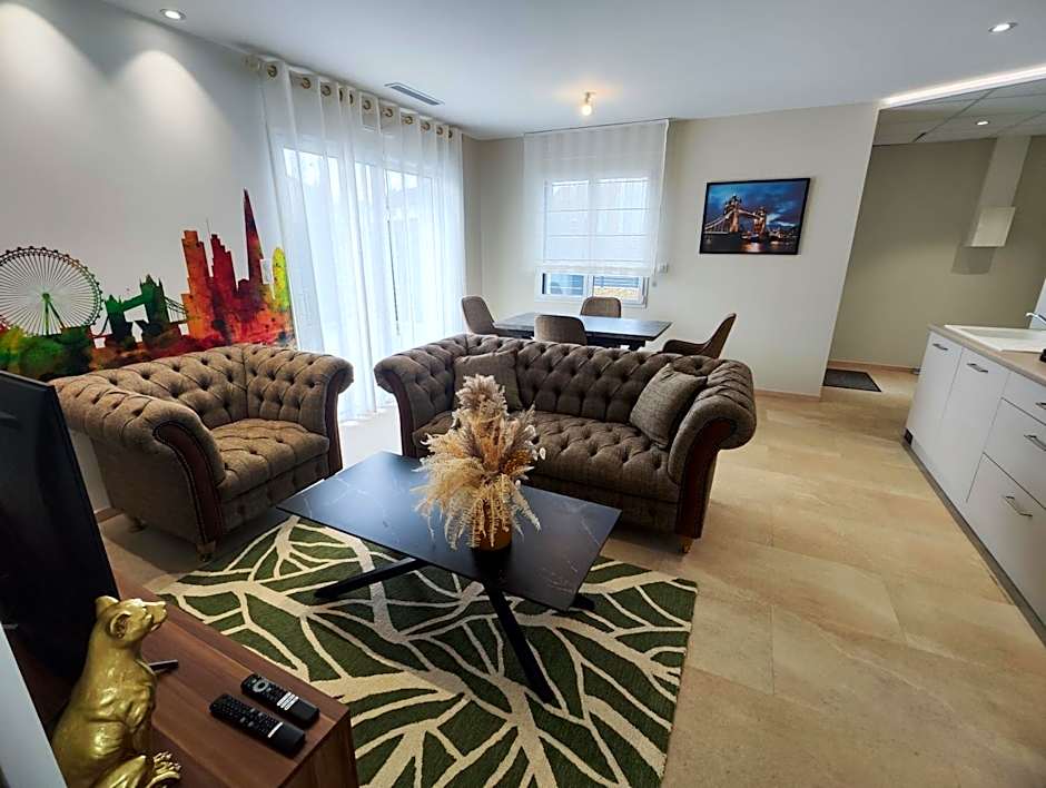 Logis Hôtel Restaurant La Vraine