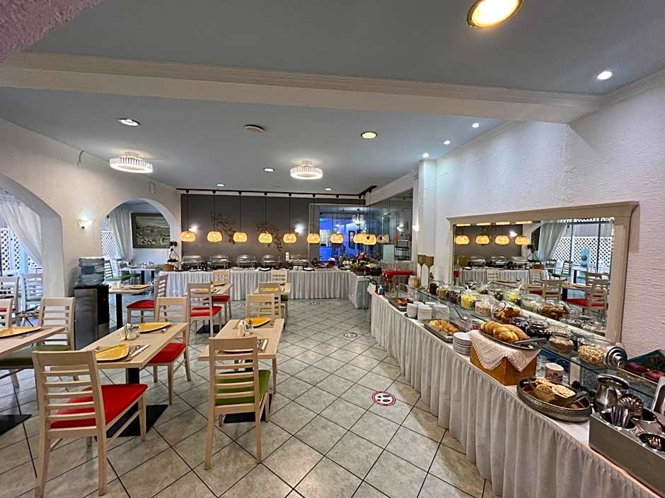 Thalia deco City & Beach Hotel