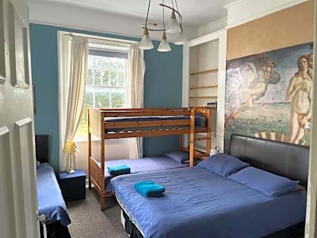 Family room-Ensuite-Garden view-Room 2