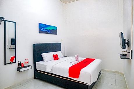 RedDoorz near Alun Alun Klaten
