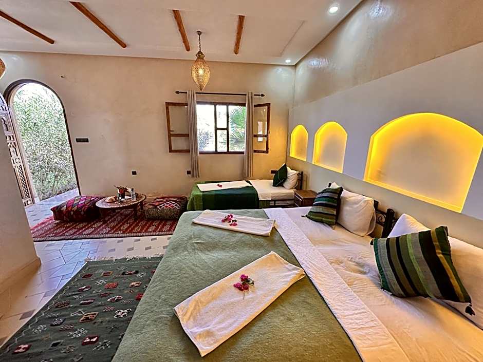 Oasis Tilogui-Luxury Hotel Restaurant and Desert Excursions In Zagora