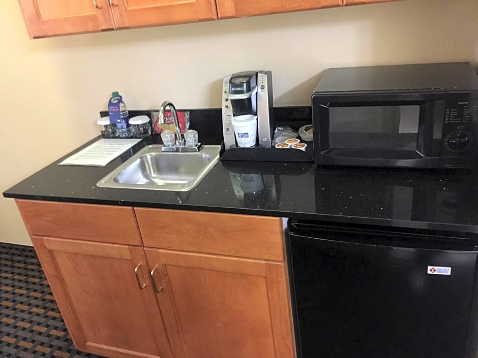 Holiday Inn Express Hotel & Suites Sanford by IHG