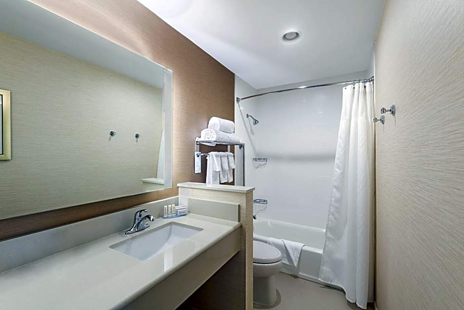 Fairfield by Marriott Inn & Suites Uncasville Mohegan Sun Area