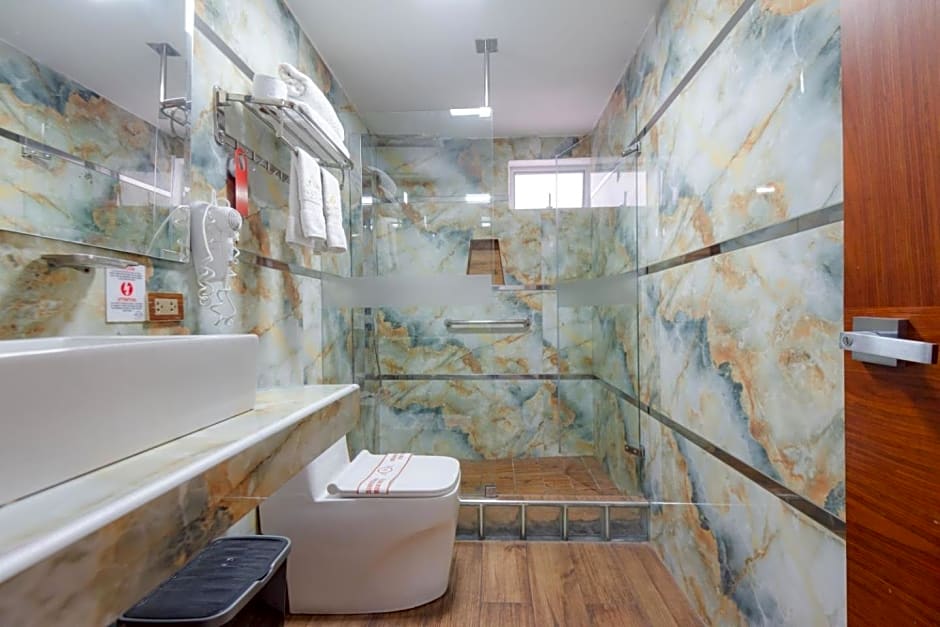 Hotel Ayenda Montreal Miraflores