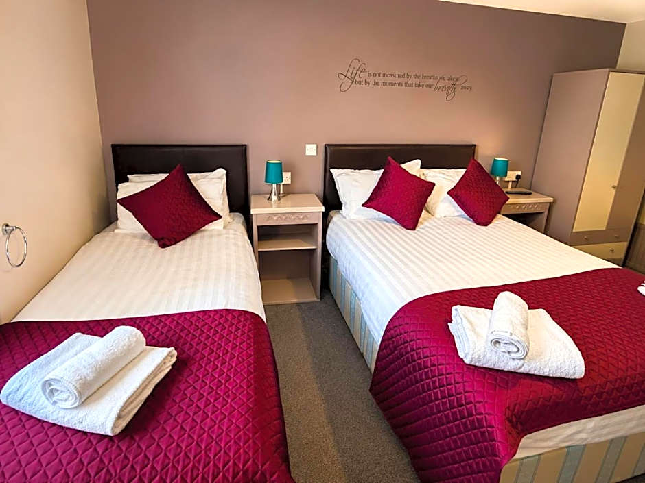 Hampton Hotel