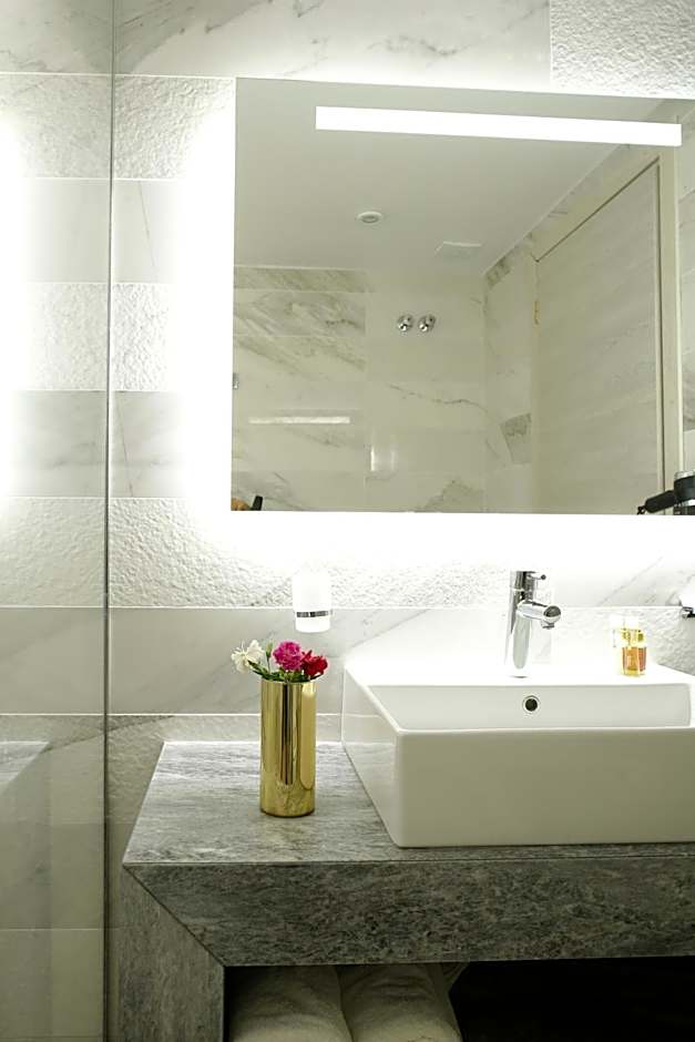 Alley Boutique Hotel and Spa