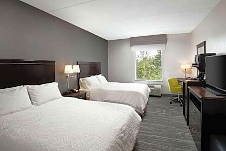 Room with Two Queen Beds - Non-Smoking