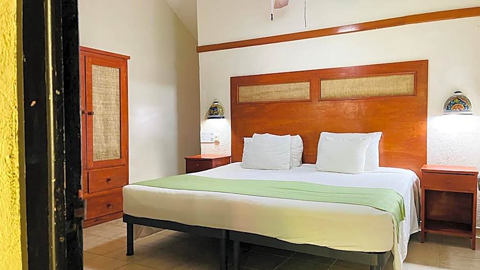 Hotel B&B by Playa del Karma