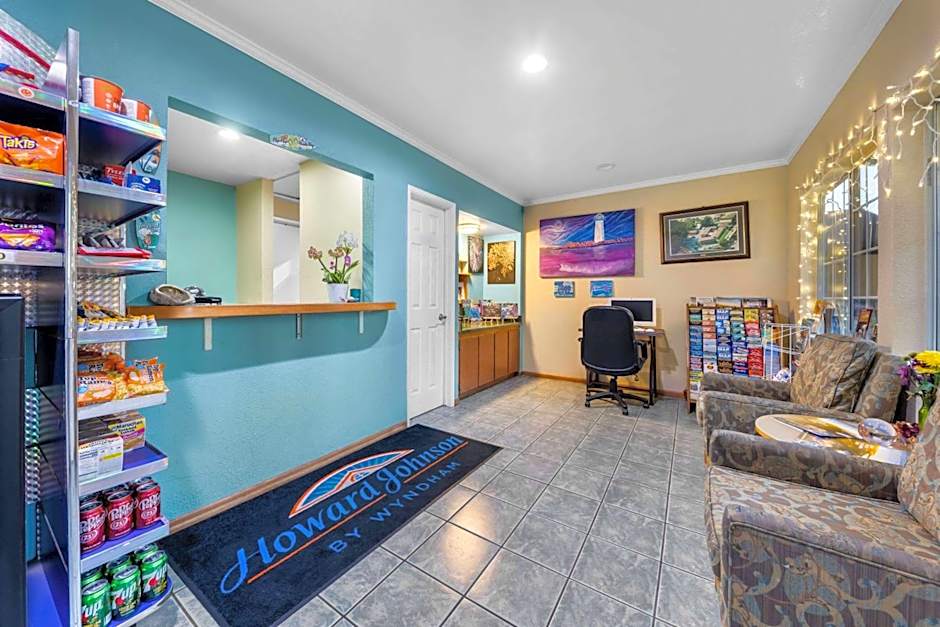 Howard Johnson by Wyndham Santa Cruz