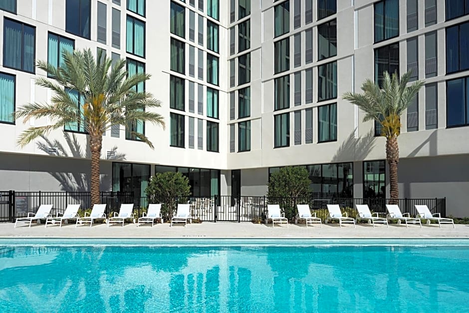 AC Hotel by Marriott Tampa Airport