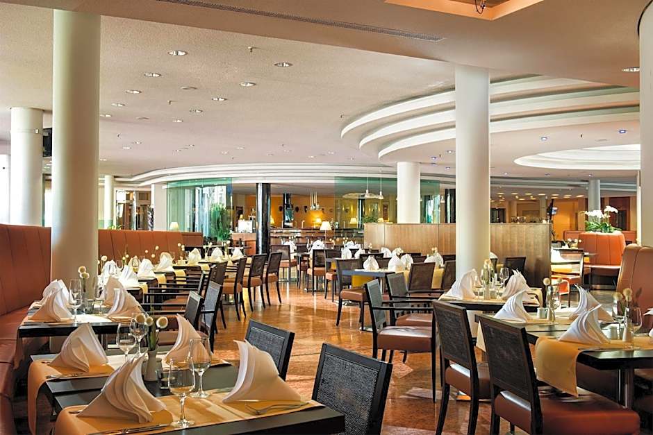 Radisson Blu Park Hotel And Conference Centre