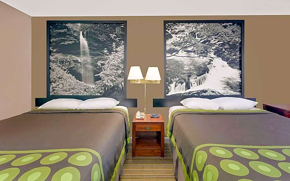 Super 8 by Wyndham Athens