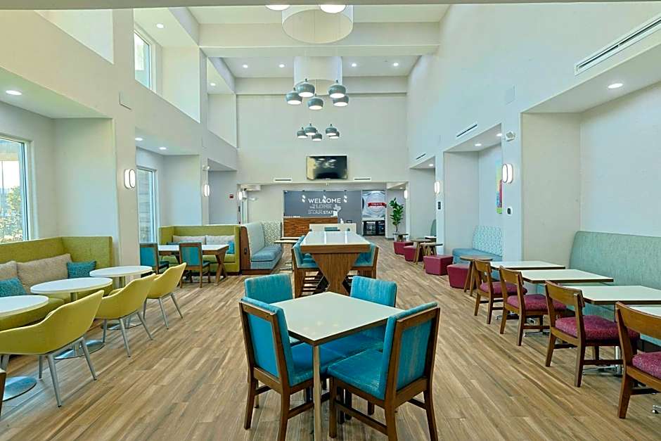 Hampton Inn By Hilton And Suites Cleburn