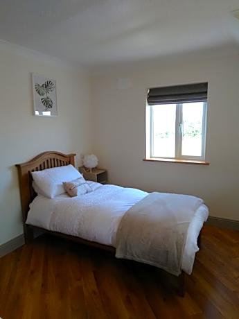 Deluxe Double Room with Extra Bed