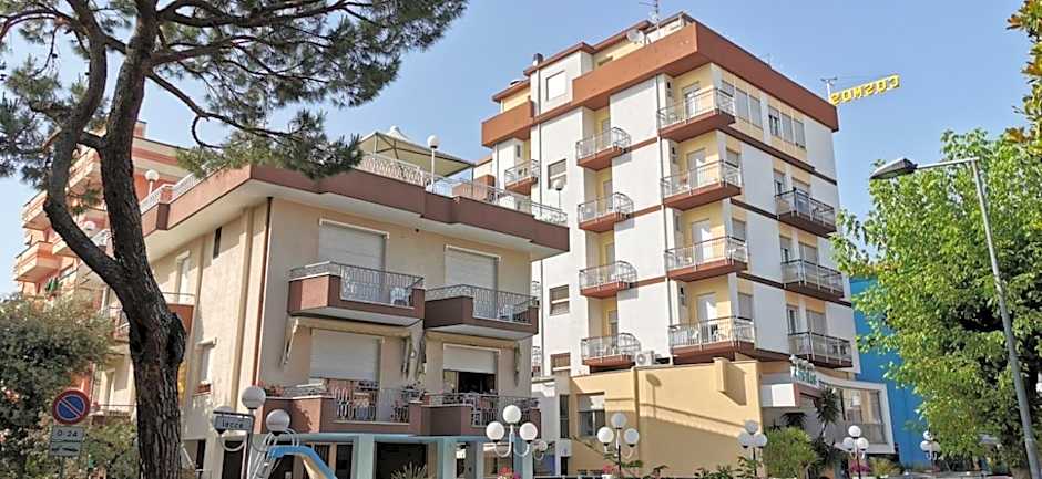 Hotel Cosmos