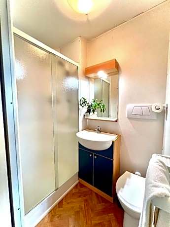 Twin Room with Private Bathroom