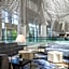 Renaissance by Marriott Schaumburg Convention Center Hotel
