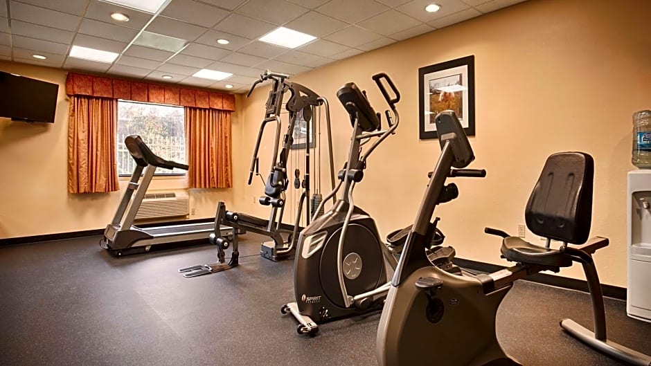 Best Western Plus Sam Houston Inn & Suites