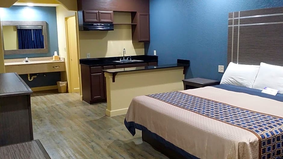 Americas Best Value Inn & Suites Houston NE