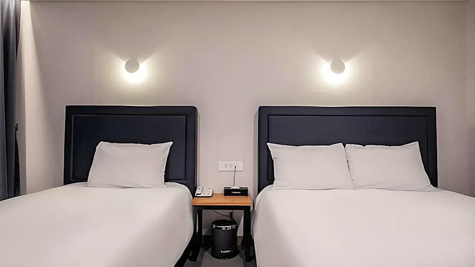 Sunrise Hotel Seopjikoji