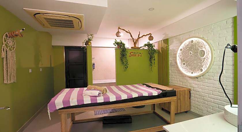 Leman Hotel