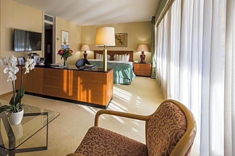 Junior Suite with Balcony and Lake View