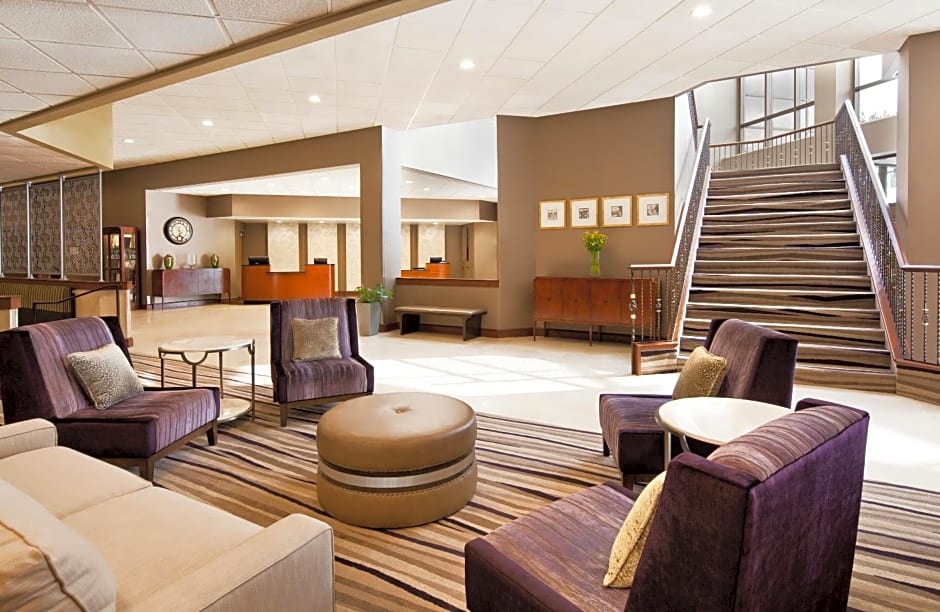 Sheraton Syracuse University Hotel and Conference Center