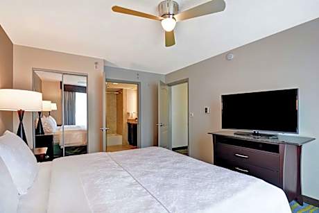 1 King Bed 1 Bedroom Ste 464 Sq Ft Nonsmoking