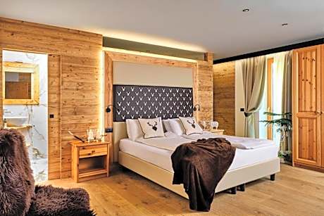 Deluxe Junior Suite